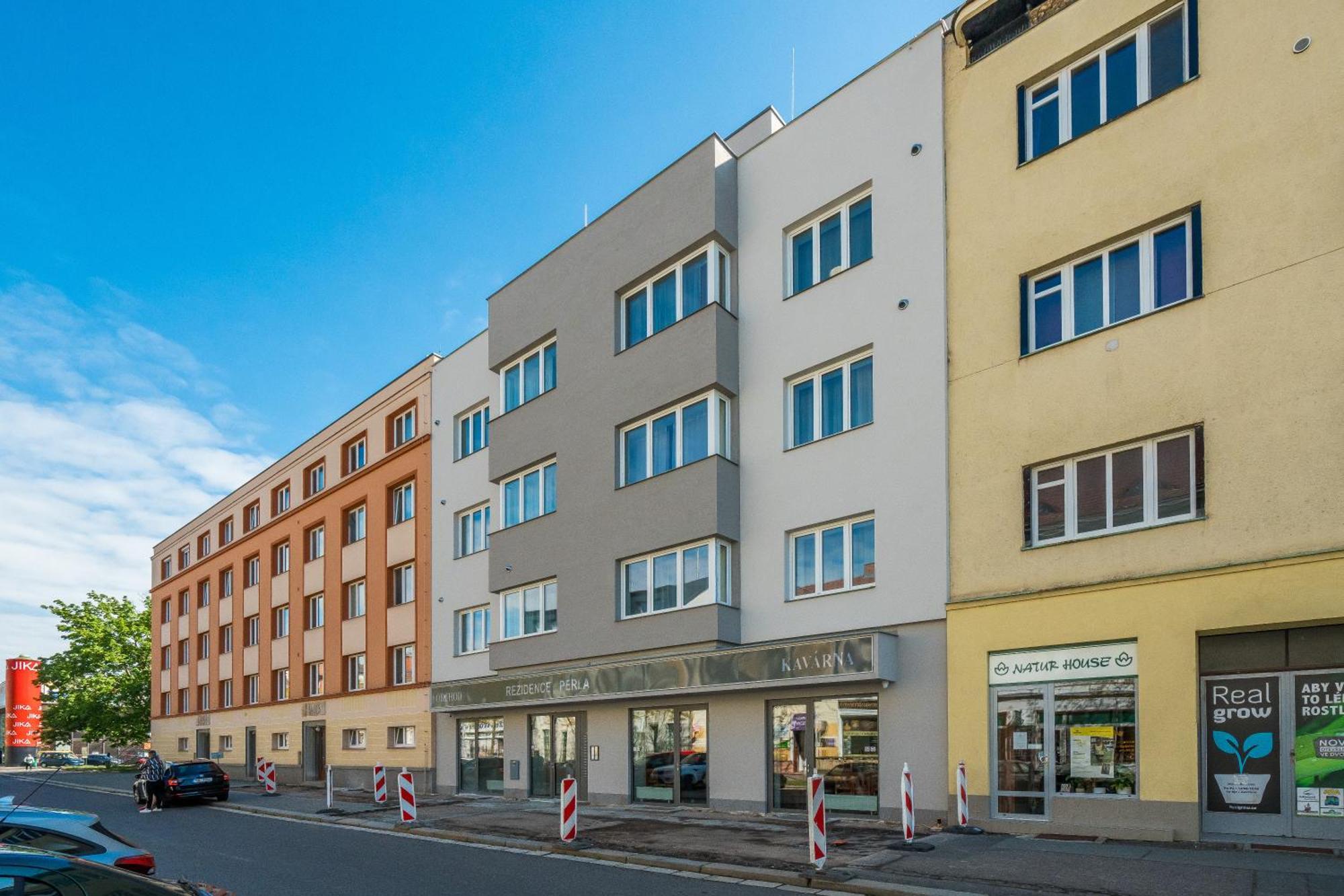 Perla Hradce 202 Apartman Hradec Králové Kültér fotó