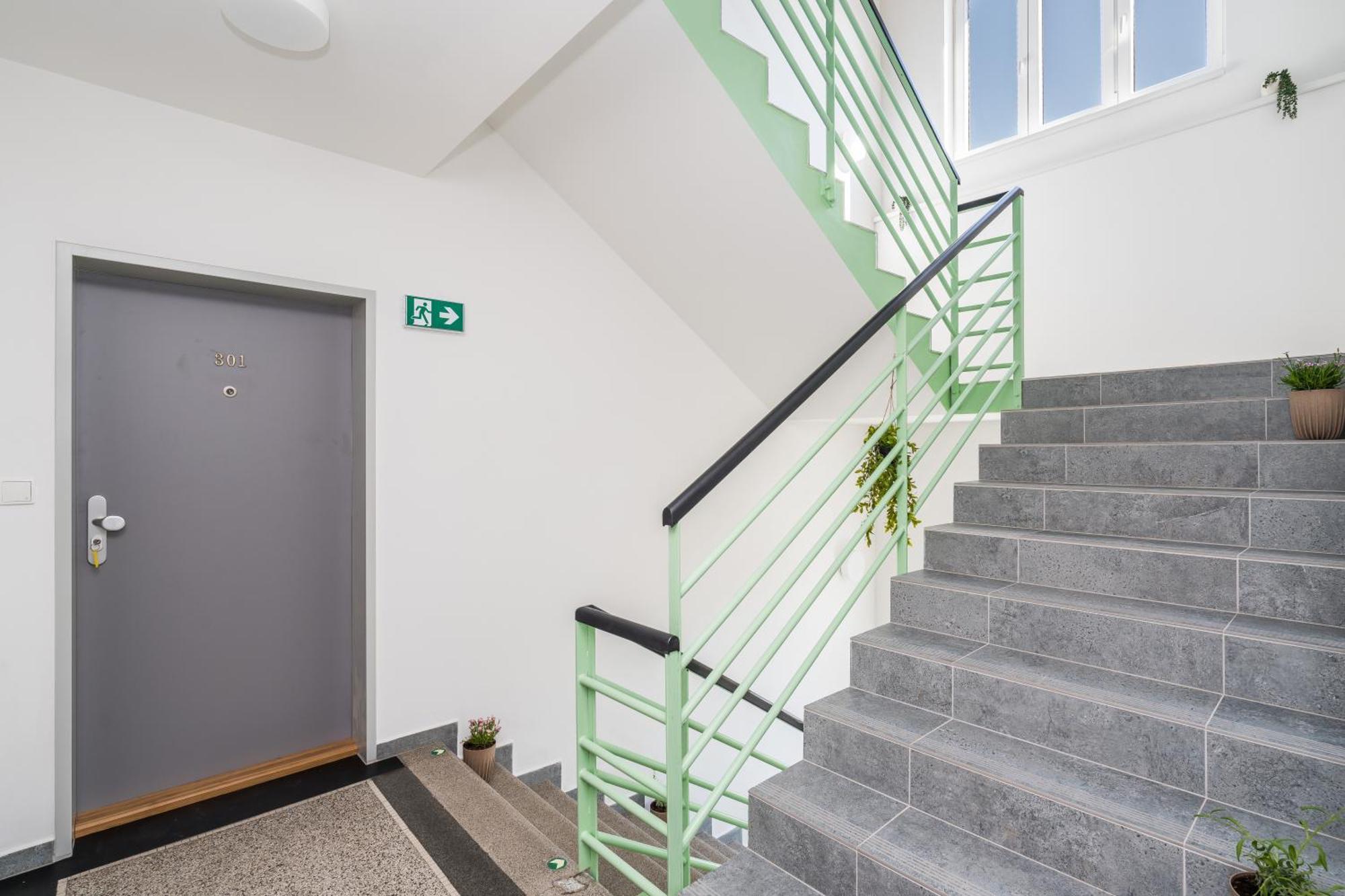 Perla Hradce 202 Apartman Hradec Králové Kültér fotó